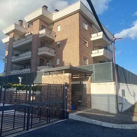 Relax & Business Luxury Apartment Velletri Exterior foto